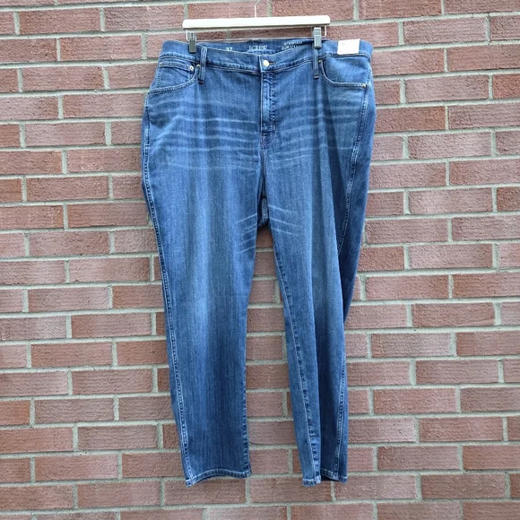 J. Crew 9" vintage slim-straight jean in Bensen wash Size 37 Plus Size - Picture 2 of 7